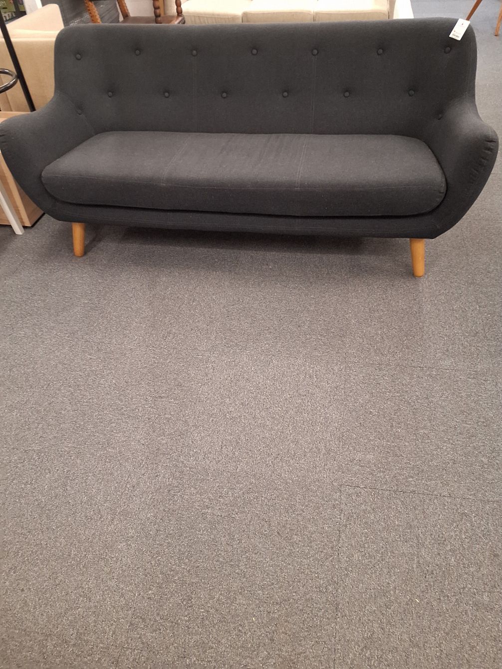 3 persons sofa i mærkegrå